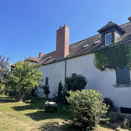 別荘 Charmante Longere Bourbonnaise Renovee Avec Vue Panoramique Et Jardin - Fr-1-489-355 Besson