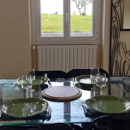 Vakantiehuis Charmante Longere Bourbonnaise Renovee Avec Vue Panoramique Et Jardin - Fr-1-489-355