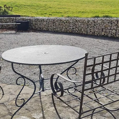 Charmante Longere Bourbonnaise Renovee Avec Vue Panoramique Et Jardin - Fr-1-489-355 別荘 Besson