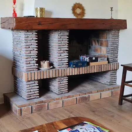 Charmante Longere Bourbonnaise Renovee Avec Vue Panoramique Et Jardin - Fr-1-489-355 別荘 Besson