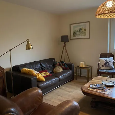 Charmante Longere Bourbonnaise Renovee Avec Vue Panoramique Et Jardin - Fr-1-489-355 別荘 Besson