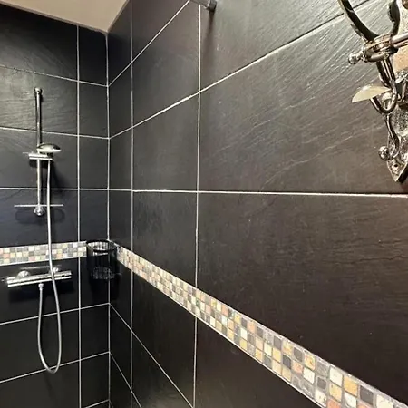 Vakantiehuis Charmante Longere Bourbonnaise Renovee Avec Vue Panoramique Et Jardin - Fr-1-489-355